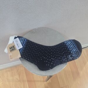 Muk Luks Women's Blue and White Grip Socks Jojoba Oil Infused